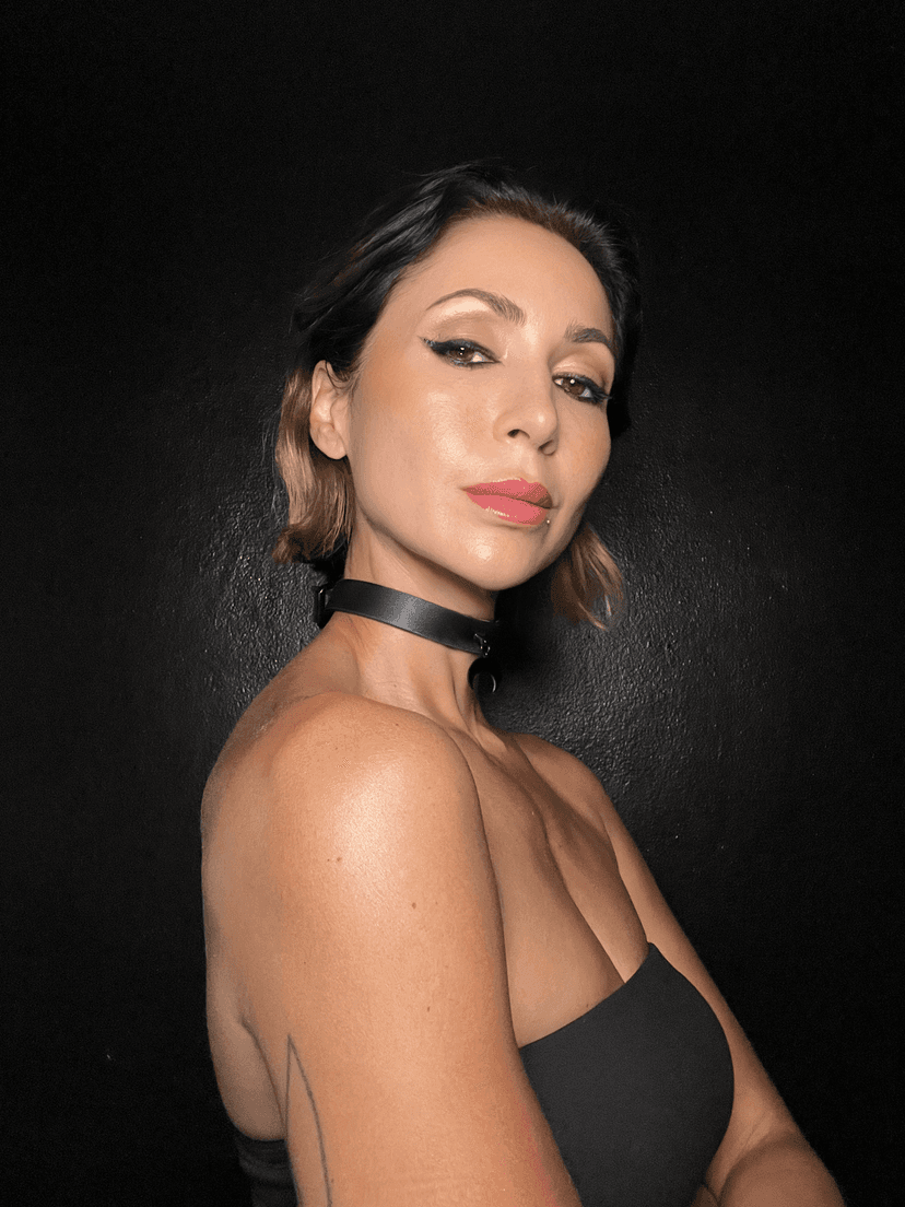 Tutti Serrano detrás de cámaras